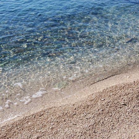 Studio Apartment For 2 Adults And 1 Child Makarska Dış mekan fotoğraf
