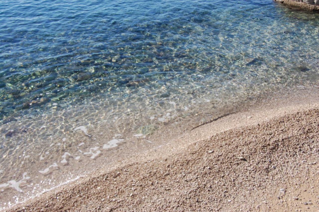Studio Apartment For 2 Adults And 1 Child Makarska Dış mekan fotoğraf